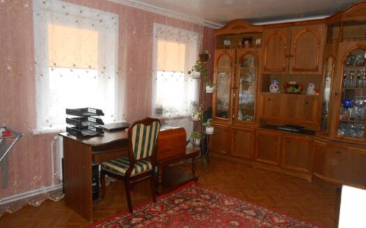 Дом 137,6 м² на участке 6,2 сот. ул. Безжонова, 182
