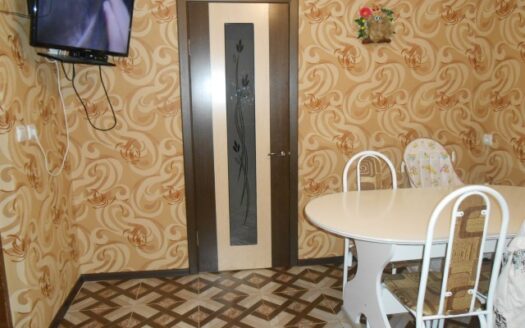 Дом 137,6 м² на участке 6,2 сот. ул. Безжонова, 182