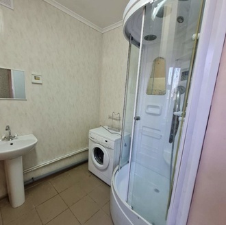 Дом 260 м² на участке 1 сот. ул. Дзержинского, 46