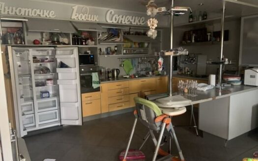 4-к. квартира, 170 м², 7/11 эт. ул. Савушкина, 4к1