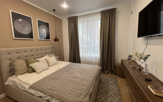 2-к. квартира, 46 м², 2/18 эт. ул. Трофимова, 10