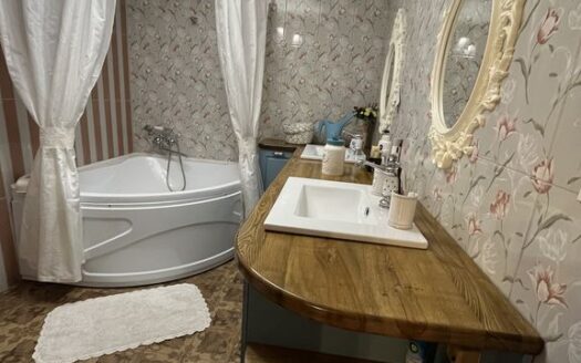 4-к. квартира, 120 м², 3/10 эт. Волжская улица., дом 54