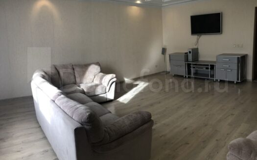 4-к. квартира, 170 м², 7/11 эт. ул. Савушкина, 4к1