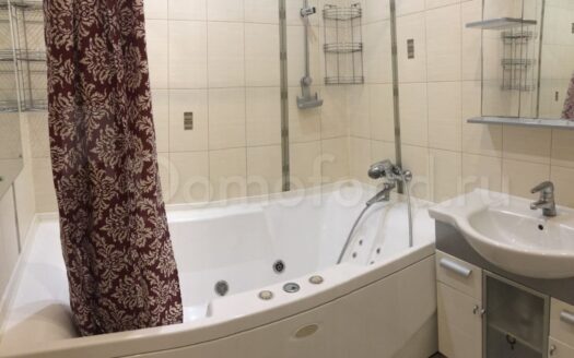4-к. квартира, 170 м², 7/11 эт. ул. Савушкина, 4к1