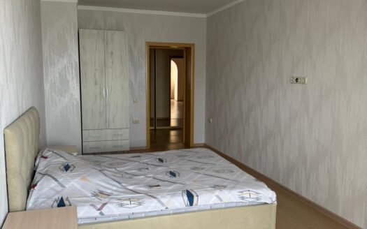 3-к. квартира, 110 м², 6/11 эт. Боевая ул., 83Е