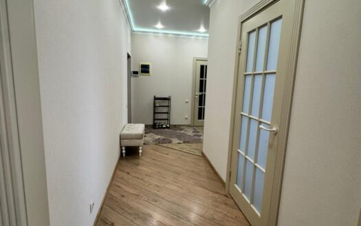 3-к. квартира, 85 м², 3/17 эт. ул. Бабефа, 6Вк3