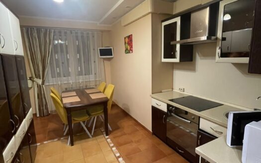 3-к. квартира, 85 м², 10/16 эт. проезд Воробьева, 3